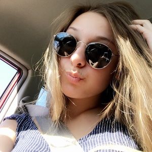 Meet your Posher, Juniper